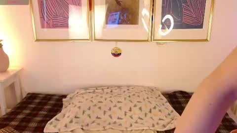 Snapshot of lyana_xz chatting on 26, 6, 2026 LYA online show from 26, 6, 2026