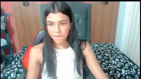 Snapshot of lyanamerry03 chatting on 2, 10, 2025 lyanamerry03 online show from 2, 10, 2025