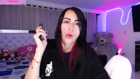 Snapshot of lyann_ chatting on 5, 10, 2025 Lyann online show from 5, 10, 2025