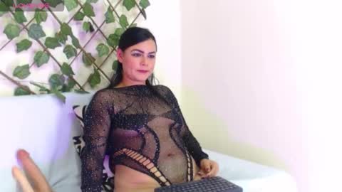 lyanna_taylor23 online show from 5, 2, 2026