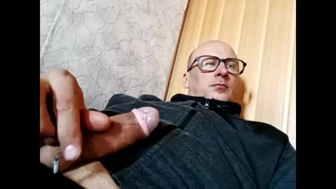 Snapshot of lyelik chatting on 3, 3, 2025 Alex online show from 3, 3, 2025