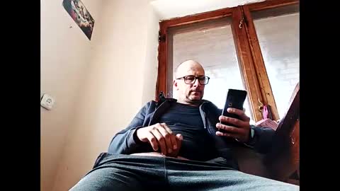 Snapshot of lyelik chatting on 6, 3, 2025 Alex online show from 6, 3, 2025
