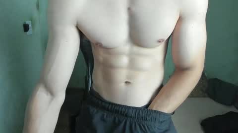 Snapshot of lyg7 chatting on 21, 10, 2025 Gothdaddy online show from 21, 10, 2025