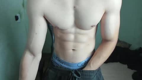 Snapshot of lyg7 chatting on 26, 11, 2025 Gothdaddy online show from 26, 11, 2025