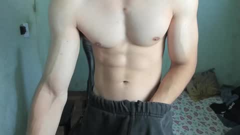 Snapshot of lyg7 chatting on 5, 2, 2026 Gothdaddy online show from 5, 2, 2026