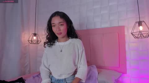 Lyhana Lee online show from 20, 1, 2025