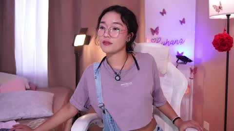 Lyhana Lee online show from 7, 5, 2026