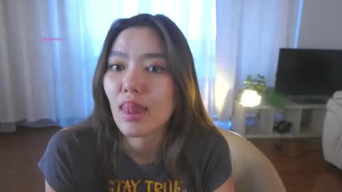 Snapshot of lyle_art chatting on 14, 3, 2026 hi im Lyle online show from 14, 3, 2026