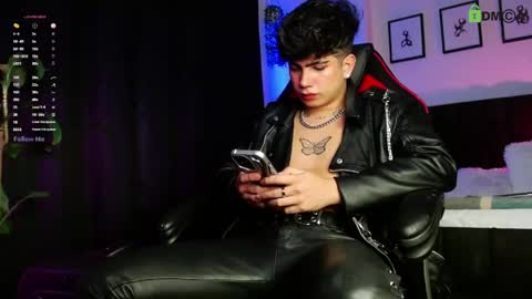 Lyle Bennett Freelance Model online show from 15, 3, 2026