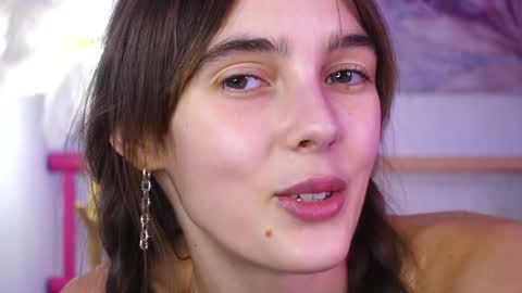 Snapshot of lyly_loveyou chatting on 8, 12, 2024 Lyly   online show from 8, 12, 2024