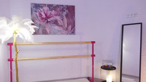 Snapshot of lyly_loveyou chatting on 2, 2, 2025 Lyly   online show from 2, 2, 2025