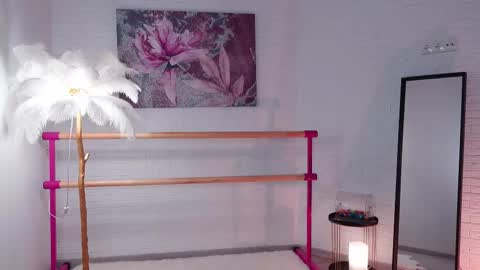 Snapshot of lyly_loveyou chatting on 10, 3, 2025 Lyly   online show from 10, 3, 2025