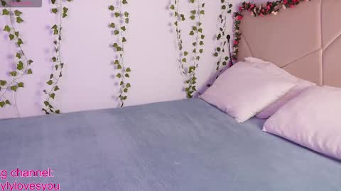 Snapshot of lyly_loveyou chatting on 3, 10, 2025 Lyly   online show from 3, 10, 2025