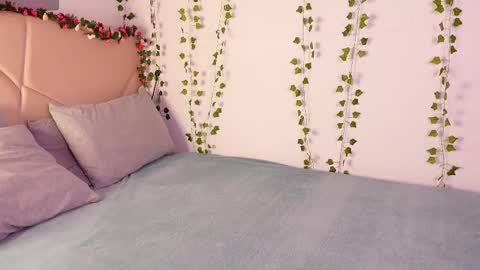 Snapshot of lyly_loveyou chatting on 10, 11, 2025 Lyly online show from 10, 11, 2025