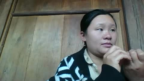 lylymai online show from 29, 9, 2025