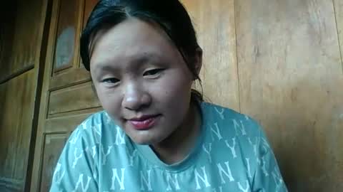 lylymai online show from 3, 10, 2025