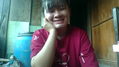 lylymai online show from 13, 10, 2025