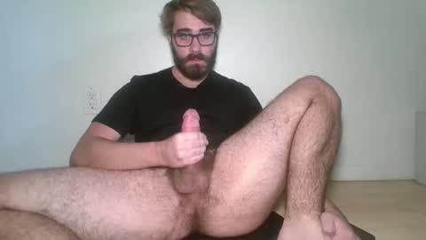 Snapshot of lynchian14 chatting on 5, 10, 2025 lynchian14 online show from 5, 10, 2025