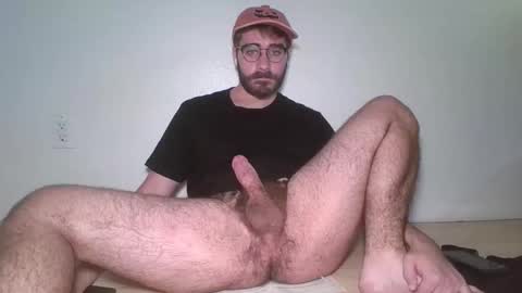 Snapshot of lynchian14 chatting on 31, 10, 2025 lynchian14 online show from 31, 10, 2025