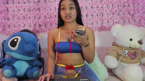 Snapshot of lynda_bonnie chatting on 24, 11, 2025 lynda_bonnie online show from 24, 11, 2025