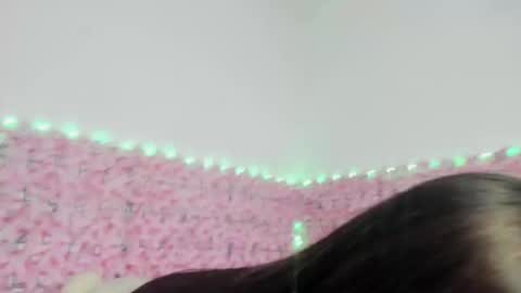 Snapshot of lynda_bonnie chatting on 18, 12, 2025 lynda_bonnie online show from 18, 12, 2025