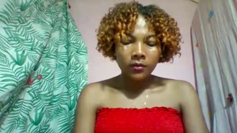 Snapshot of lyndah19 chatting on 9, 1, 2026 lyndah19 online show from 9, 1, 2026