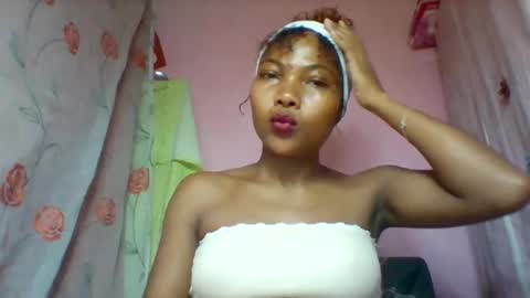 lyndah19 online show from 6, 2, 2026