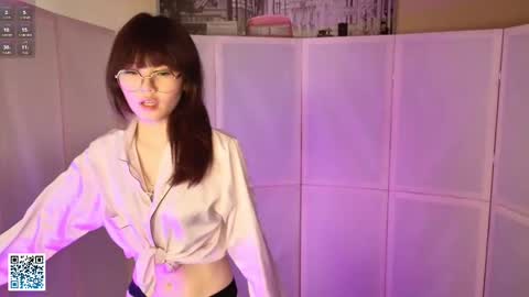 Snapshot of lyngrindle chatting on 21, 2, 2025 Suki online show from 21, 2, 2025