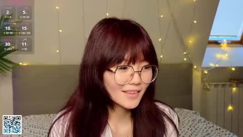 Snapshot of lyngrindle chatting on 21, 2, 2025 Suki online show from 21, 2, 2025