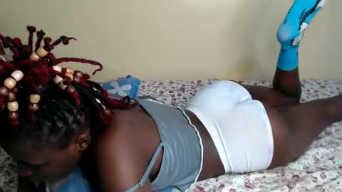 Snapshot of lynnesee chatting on 19, 1, 2026 lyenne online show from 19, 1, 2026