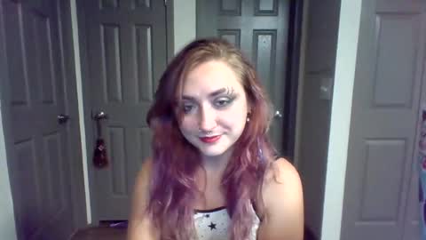 Lynn  online show from 6, 7, 2026