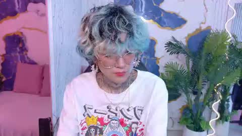 lyra_tay online show from 11, 6, 2026