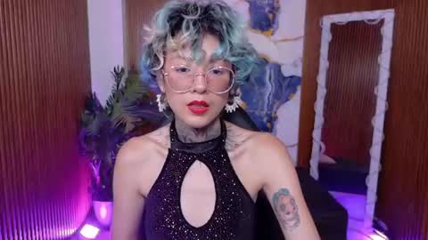 lyra_tay online show from 13, 6, 2026