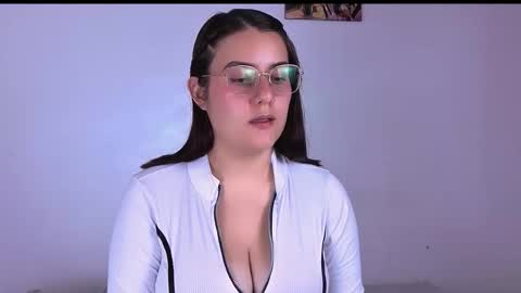 Lyra Carter online show from 9, 1, 2026