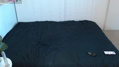 Lyra Rose online show from 7, 10, 2025