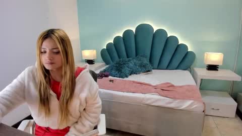 lysayrise online show from 15, 2, 2025