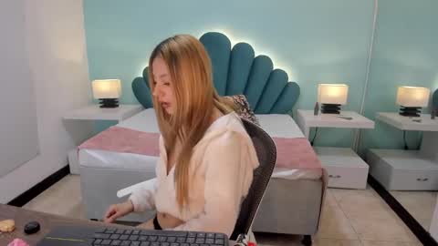 lysayrise online show from 18, 2, 2025