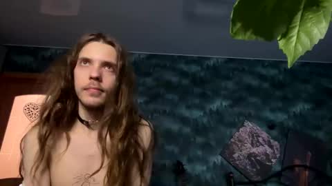 Snapshot of m1shq chatting on 18, 12, 2024 m1shq online show from 18, 12, 2024