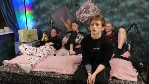 Snapshot of m1shq chatting on 9, 3, 2025 m1shq online show from 9, 3, 2025