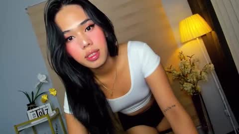 Janelovesu online show from 7, 2, 2025