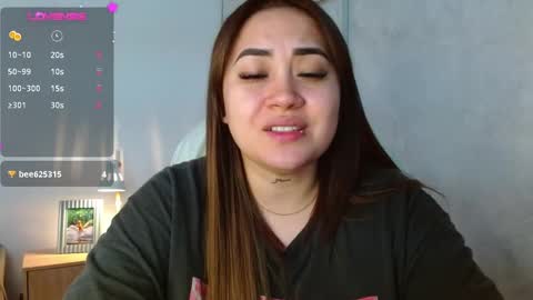 Snapshot of m33li chatting on 14, 12, 2024 Meli online show from 14, 12, 2024