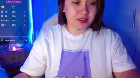 Snapshot of m33li chatting on 1, 2, 2025 Meli online show from 1, 2, 2025