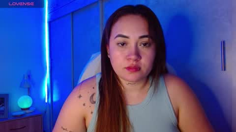 Snapshot of m33li chatting on 2, 2, 2025 Meli online show from 2, 2, 2025