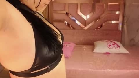 Snapshot of m_eris_s chatting on 10, 2, 2026 Eris online show from 10, 2, 2026