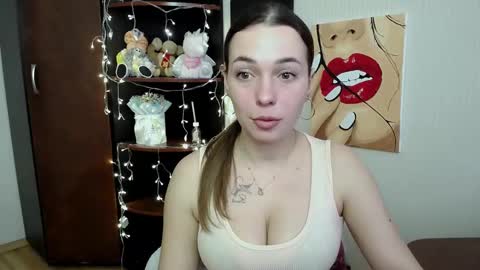 Vikki online show from 4, 3, 2025
