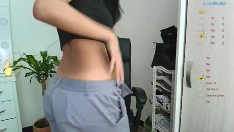 Snapshot of maaddy_ chatting on 9, 4, 2026 maaddy_ online show from 9, 4, 2026