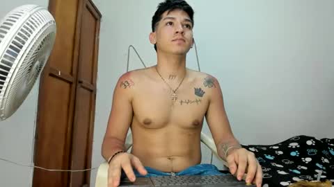 Snapshot of maaster420 chatting on 30, 9, 2025 itgram pezlo josue online show from 30, 9, 2025