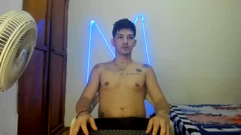 Snapshot of maaster420 chatting on 6, 10, 2025 itgram pezlo josue online show from 6, 10, 2025
