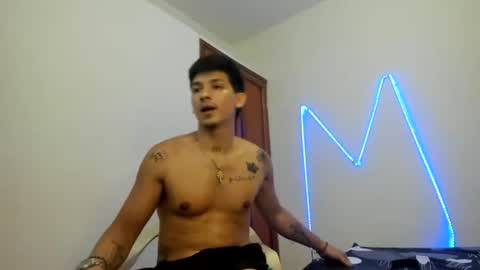 Snapshot of maaster420 chatting on 14, 11, 2025 itgram pezlo josue online show from 14, 11, 2025