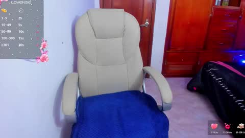 Snapshot of maavca chatting on 5, 11, 2025 maavca online show from 5, 11, 2025